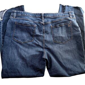 sz 16 Susan Graver Cropped Jeans Womens Blue Denim Frayed Hem  38x27